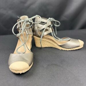 Vionic Metallic Gray Wedge Sandals